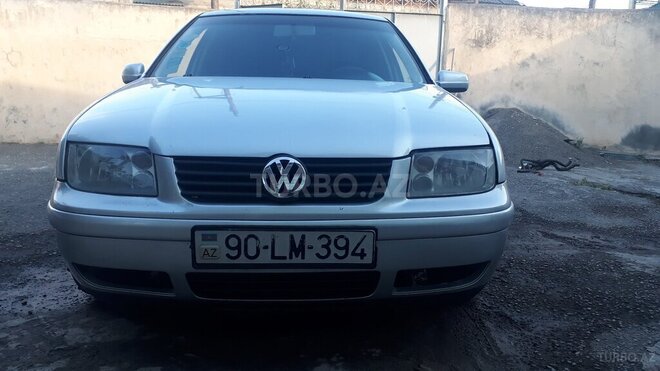 Volkswagen Bora 2002, 300,000 km - 1.6 л - Ağstafa