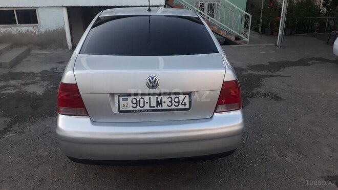 Volkswagen Bora 2002, 300,000 km - 1.6 л - Ağstafa
