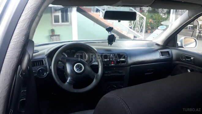 Volkswagen Bora 2002, 300,000 km - 1.6 л - Ağstafa