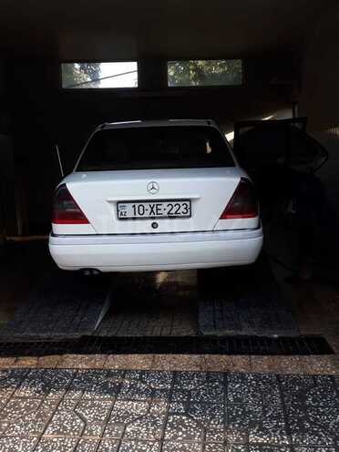 Mercedes C 200 1995, 375,869 km - 2.0 l - Bakı
