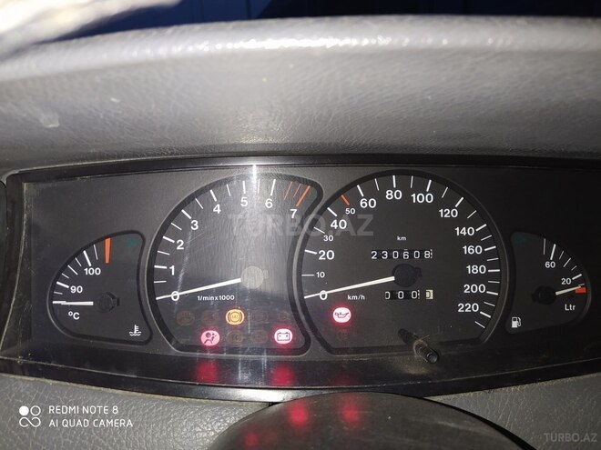 Opel Omega 1994, 230,600 km - 2.0 l - Gəncə