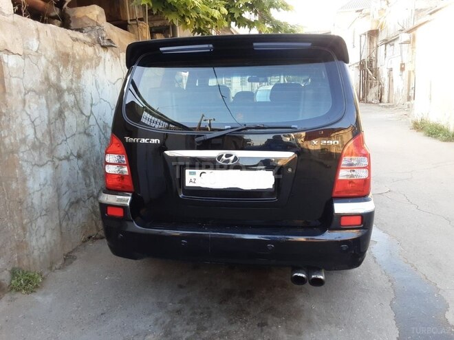 Hyundai Terracan 2003, 230,000 km - 2.9 л - Bakı