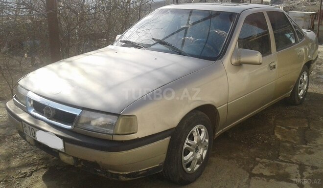 Opel Vectra 1991, 199,000 km - 1.8 l - Şamaxı