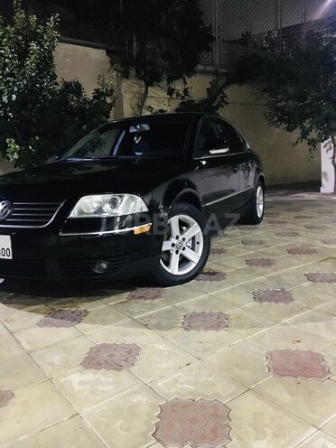 Volkswagen Passat 2003, 166,985 km - 2.8 л - Gəncə