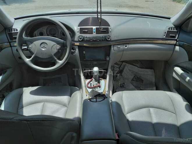 Mercedes E 270 2002, 310,000 km - 2.7 л - Bakı