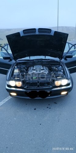 BMW 740 2000, 235,000 km - 4.0 l - Bakı