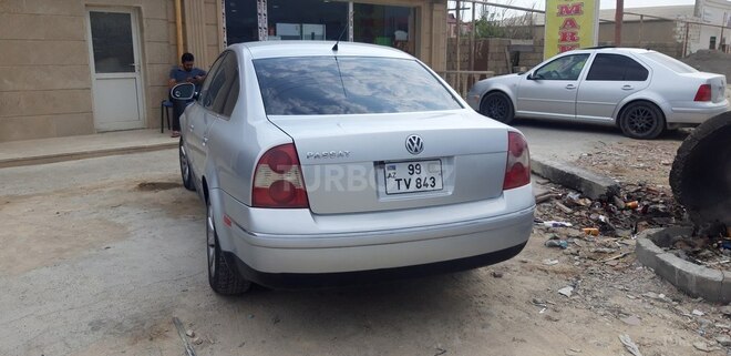 Volkswagen Passat 2004, 170,000 km - 1.8 l - Bakı