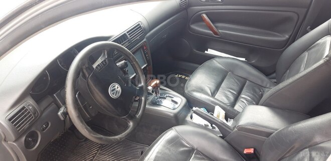 Volkswagen Passat 2004, 170,000 km - 1.8 l - Bakı