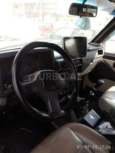 Nissan Patrol 1991, 320,000 km - 2.8 l - Bakı