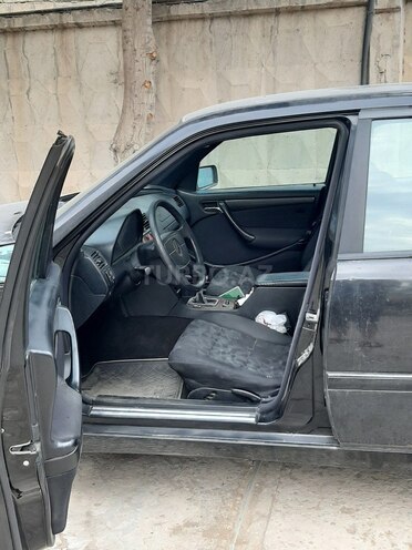 Mercedes C 180 1997, 377,000 km - 1.8 l - Bakı