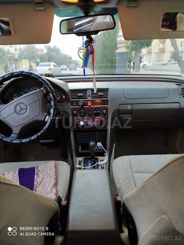 Mercedes C 220 1995, 335,000 km - 2.2 l - Bakı