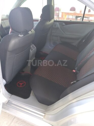 Mercedes E 240 2000, 360,000 km - 2.4 l - Salyan