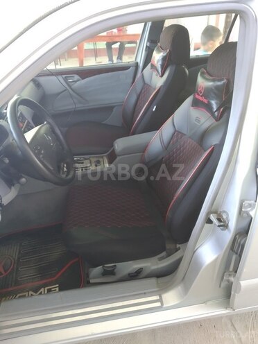 Mercedes E 240 2000, 360,000 km - 2.4 l - Salyan