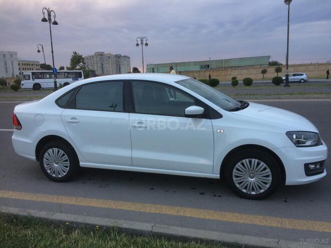 Volkswagen Polo 2018, 58,500 km - 1.6 l - Bakı