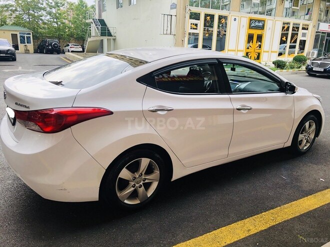 Hyundai Elantra 2013, 80,000 km - 1.6 l - Bakı
