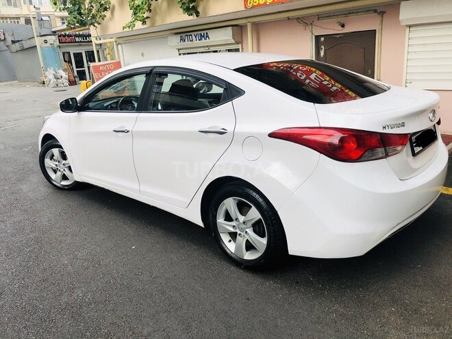 Hyundai Elantra 2013, 80,000 km - 1.6 l - Bakı