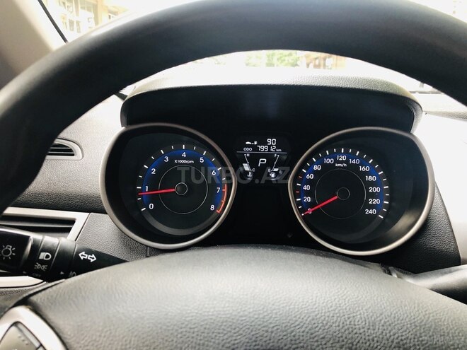 Hyundai Elantra 2013, 80,000 km - 1.6 l - Bakı