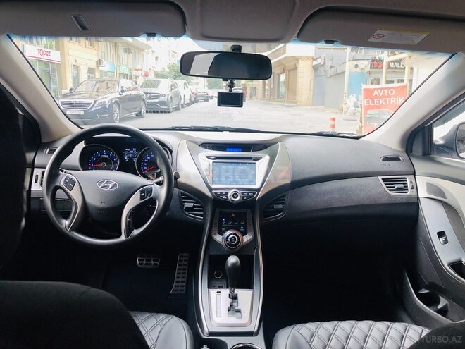 Hyundai Elantra 2013, 80,000 km - 1.6 l - Bakı