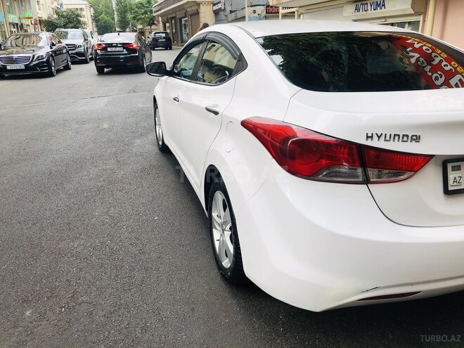 Hyundai Elantra 2013, 80,000 km - 1.6 l - Bakı