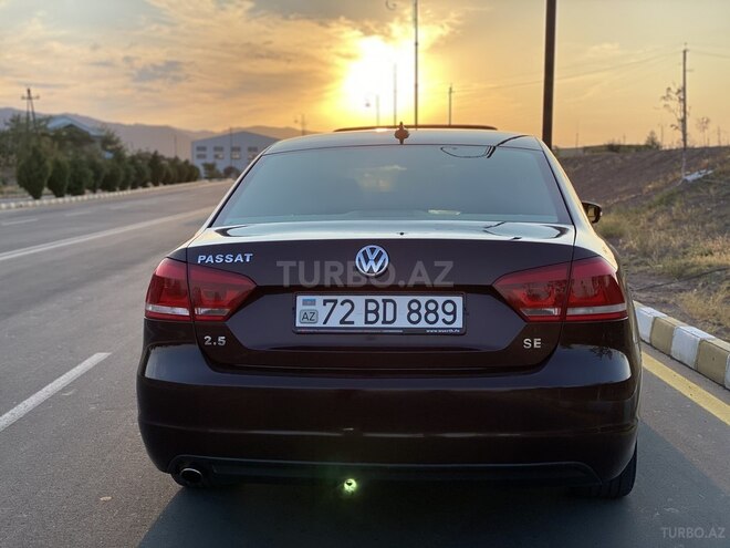 Volkswagen Passat 2012, 125,000 km - 2.5 l - Naxçıvan