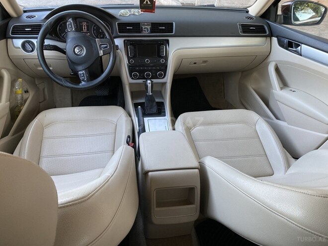 Volkswagen Passat 2012, 125,000 km - 2.5 l - Naxçıvan