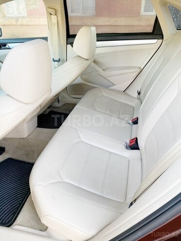 Volkswagen Passat 2012, 125,000 km - 2.5 l - Naxçıvan