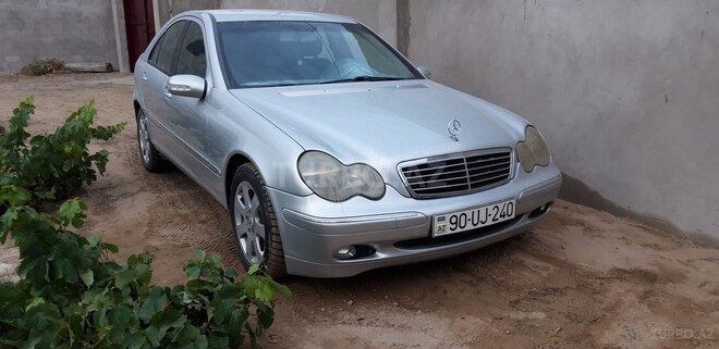 Mercedes C 240 2001, 311,000 km - 2.6 l - Bakı