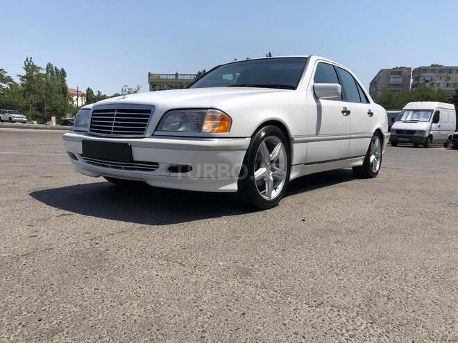 Mercedes C 230 1999, 232,000 km - 2.3 l - Bakı