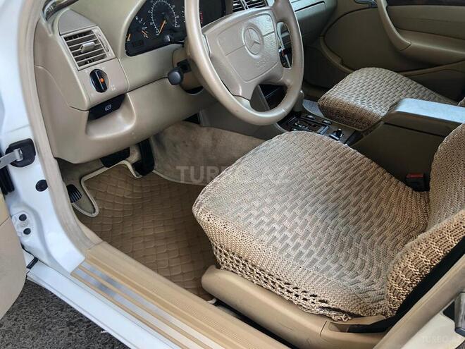 Mercedes C 230 1999, 232,000 km - 2.3 l - Bakı