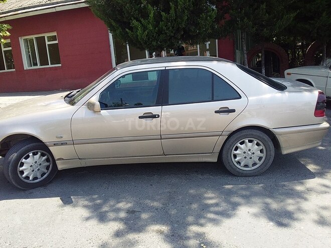 Mercedes C 200 1999, 405,600 km - 2.0 l - Bərdə