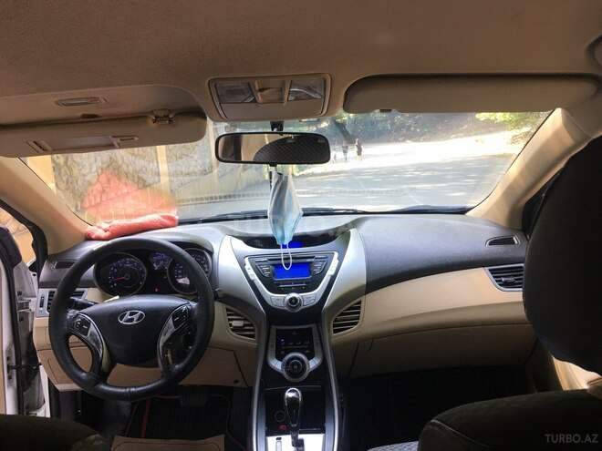 Hyundai Elantra 2011, 223,104 km - 1.8 l - Lerik