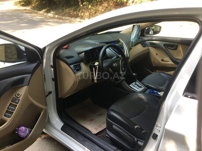Hyundai Elantra 2011, 223,104 km - 1.8 l - Lerik