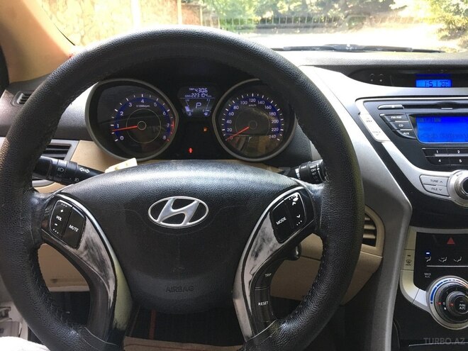 Hyundai Elantra 2011, 223,104 km - 1.8 l - Lerik