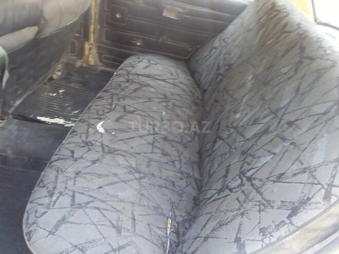 LADA (VAZ) 2106 1980, 400,000 km - 1.6 l - Ucar