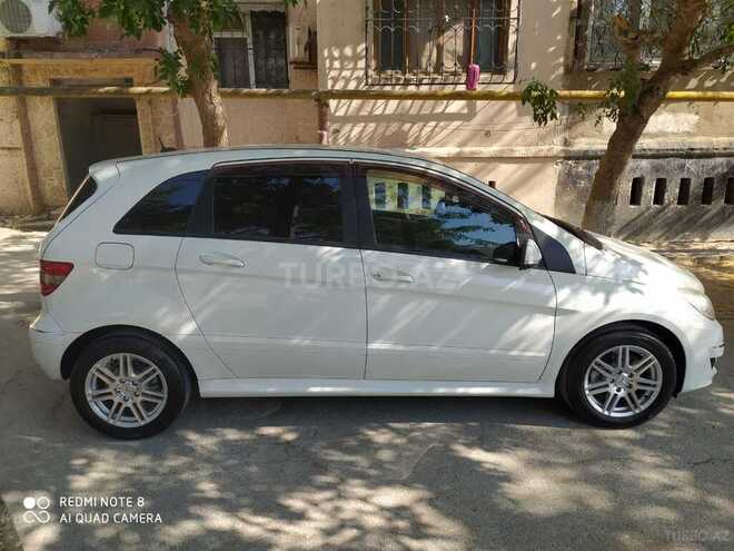 Mercedes B 170 2009, 80,000 km - 1.7 л - Bakı