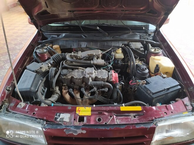 Opel Vectra 1991, 228,000 km - 2.0 l - Qazax