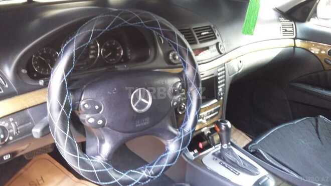 Mercedes E 220 2006, 293,000 km - 2.2 л - Bakı