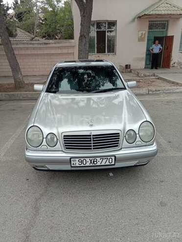 Mercedes E 230 1997, 271,000 km - 2.3 l - Bakı