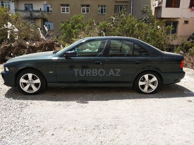 BMW 520 2001, 310,000 km - 2.2 л - Bakı
