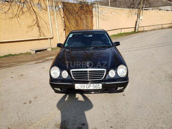 Mercedes E 220 2000, 245,000 km - 2.2 l - Bakı