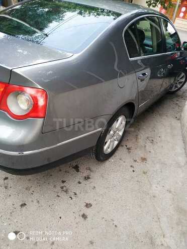 Volkswagen Passat 2005, 212,000 km - 2.0 l - Bakı