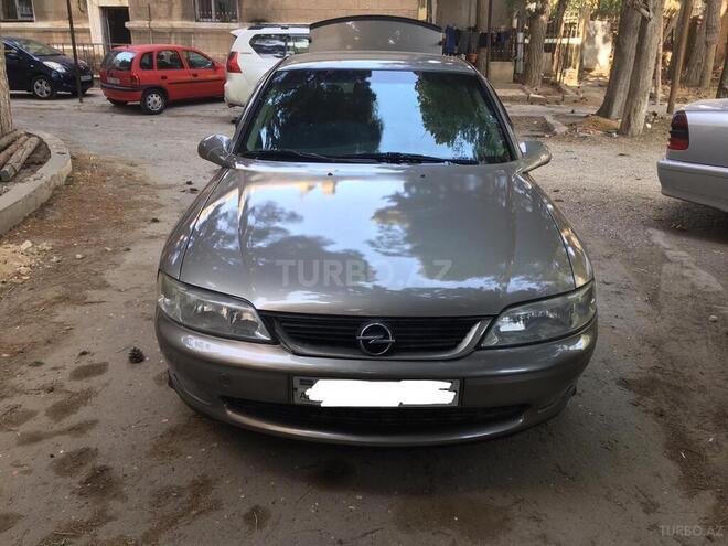 Opel Vectra 1999, 230,000 km - 2.0 л - Bakı