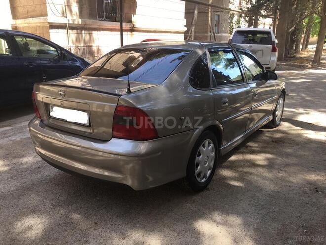 Opel Vectra 1999, 230,000 km - 2.0 л - Bakı