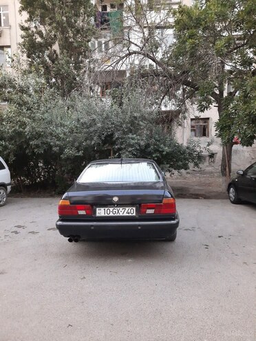BMW 740 1992, 320,000 km - 4.0 l - Sumqayıt