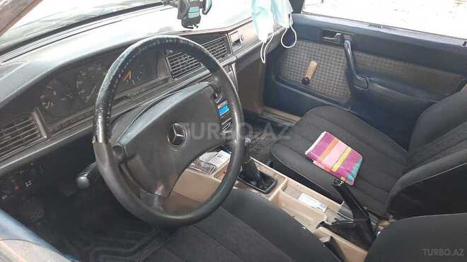 Mercedes 190 1990, 513,689 km - 2.0 l - Astara