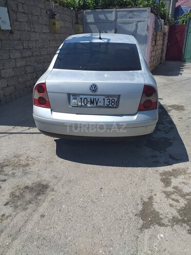 Volkswagen Passat 2001, 258,283 km - 2.0 л - Bakı