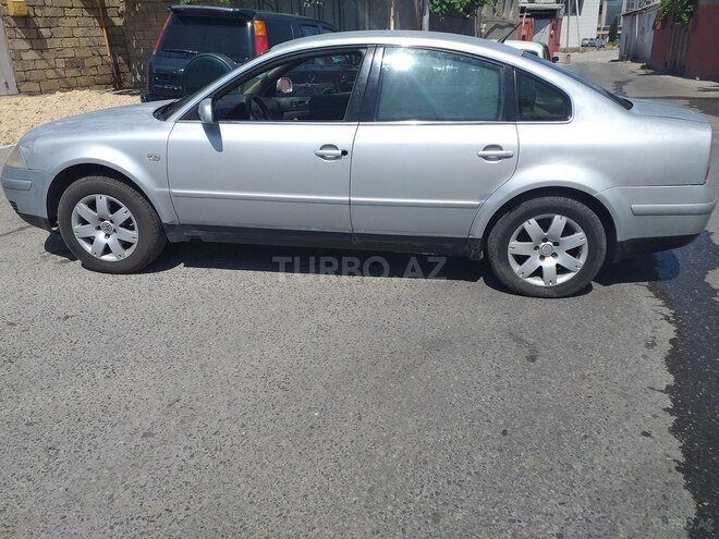 Volkswagen Passat 2001, 258,283 km - 2.0 л - Bakı