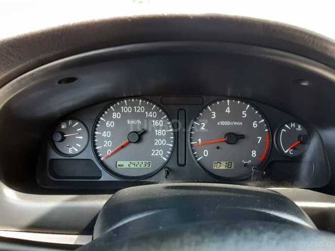 Nissan Sunny 2002, 242,000 km - 1.6 l - Bakı