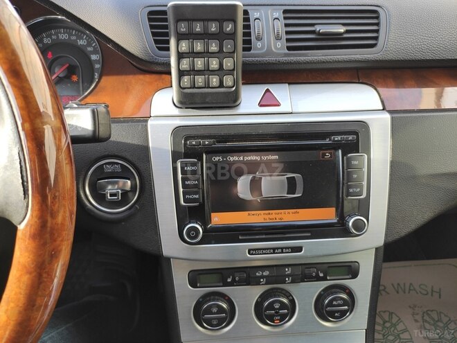 Volkswagen Passat 2009, 180,000 km - 1.8 l - Bakı