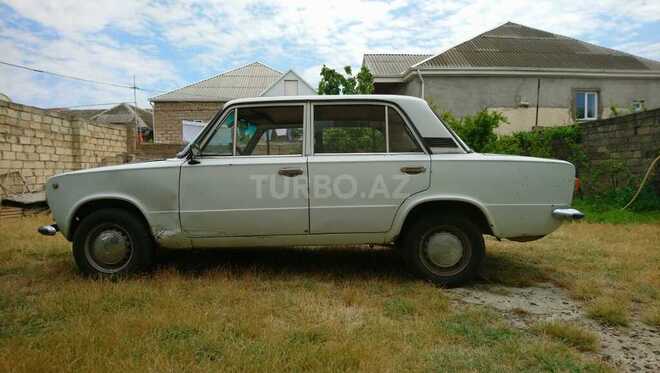 LADA (VAZ) 21011 1979, 100,000 km - 1.3 л - Bakı